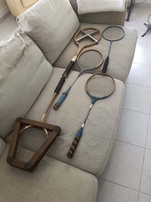 Raquetes vintage tênis e badminton