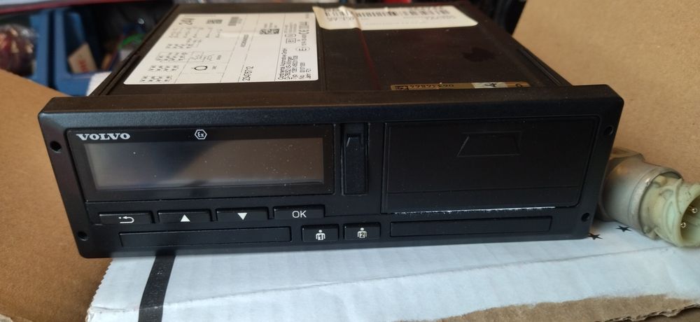 Tachograf Volvo VDO 4.0 + impulsator