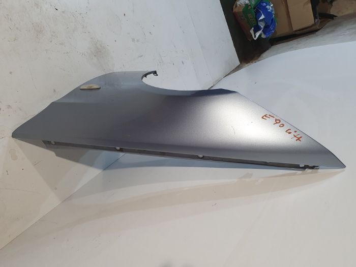 BMW 3 E90 lift błotnik lewy.