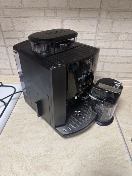 Кавомашина Krups EA819 Arabica Latte