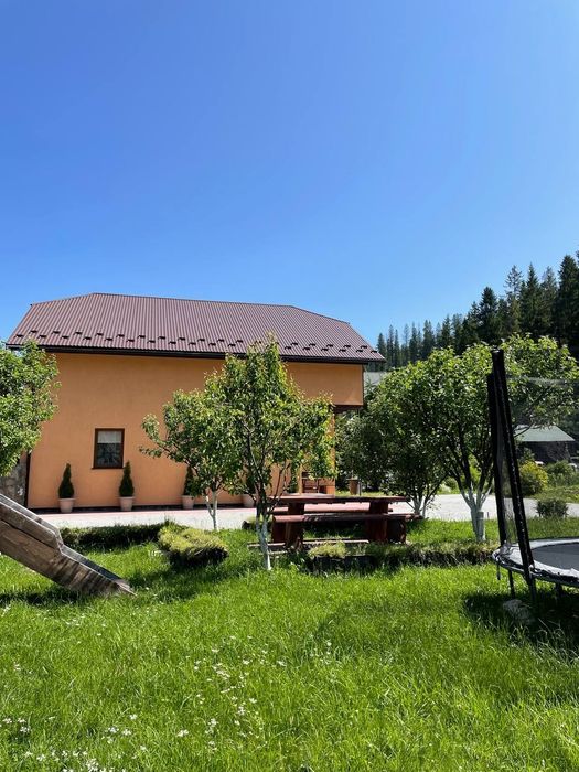 Будинок  у Карпатах Славськ,до 12ть осіб ( «Захар Беркут»)
Біля витя