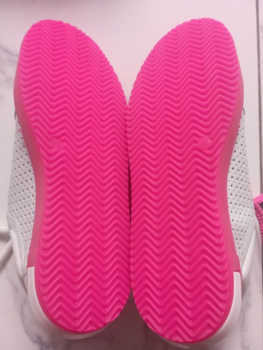 Распродажа новых брендов