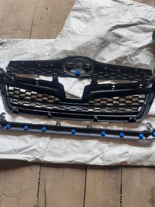 Решітка радіатора Sudaru forester