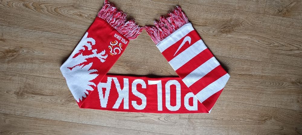 Polska szalik kibica piłkarski używany