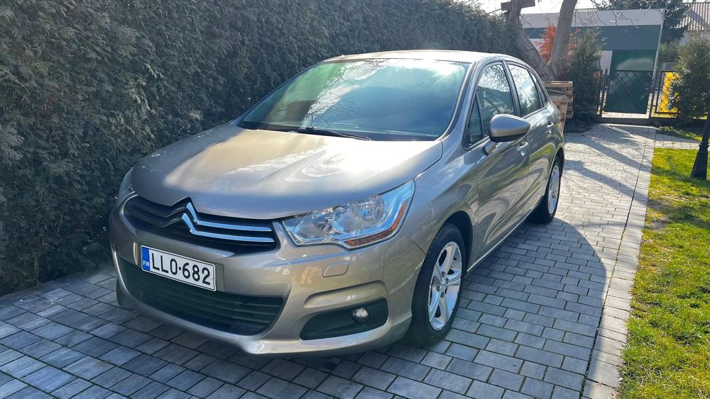 Citroën C4 Navigacja, kamera cofania, bezwypadkowy, książka serwisowa