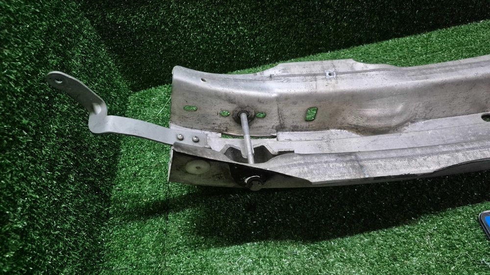 Reforco Parachoques Frente Audi A4 B6 B7 Ref. 8E0807109C ORIGINAL EXCELENTE ESTADO