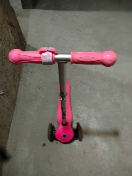 Hulajnoga dziewczeca różowa