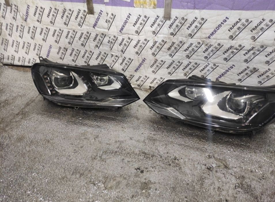 Фара фари Hella VW Volkswagen Touareg Tuareg NF Туарег таурег таурек