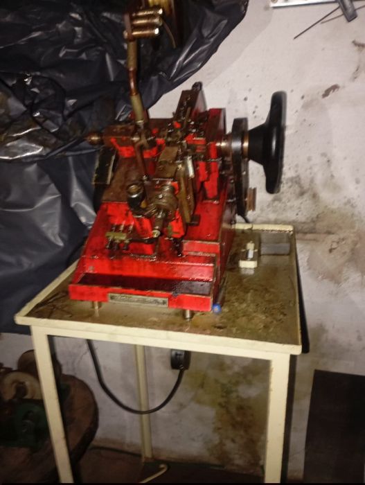 Vendo esta máquina a trabalhar muito bem