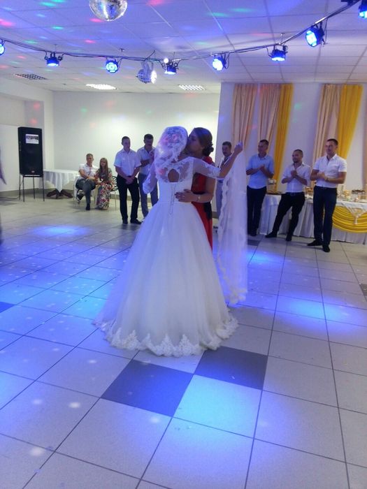 Весільне плаття