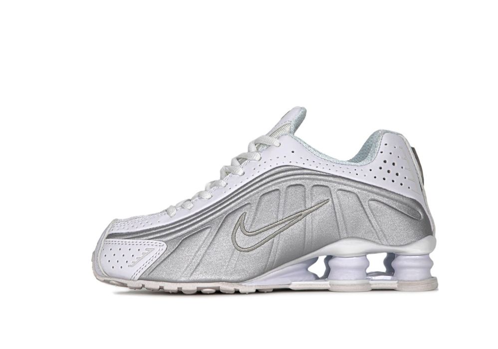 nike shox r4 - купить кроссовки женские - Цена на OLX.ua
