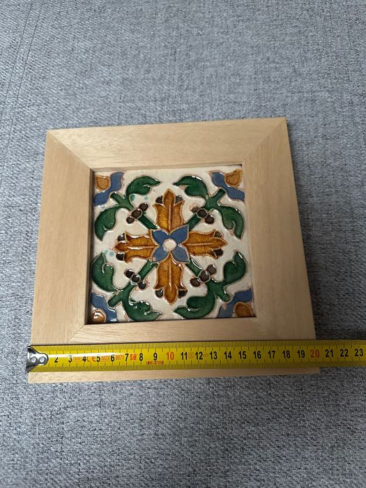 Ręcznie robione płytki w ramce, Portugalia, sygnowane