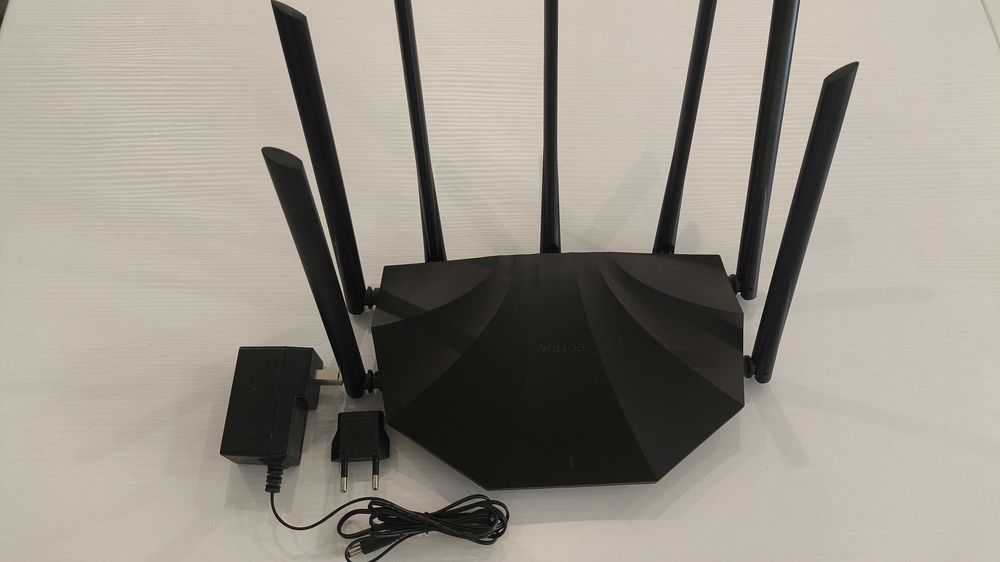 Роутер Tenda AC23 (AC2100), 4x4 MIMO, 1 Гбіт/с, 7 антен, 2,4 ГГц та 5 ГГц