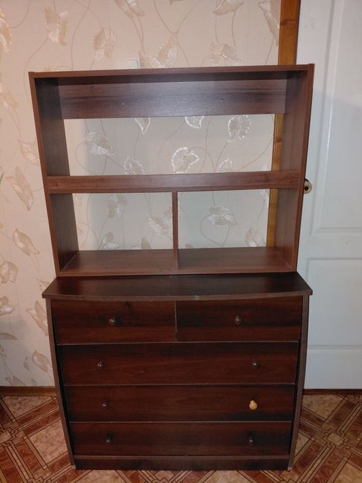 Комод з шухлядками 90×48×80 можна застосовувати для пеленання немовлят