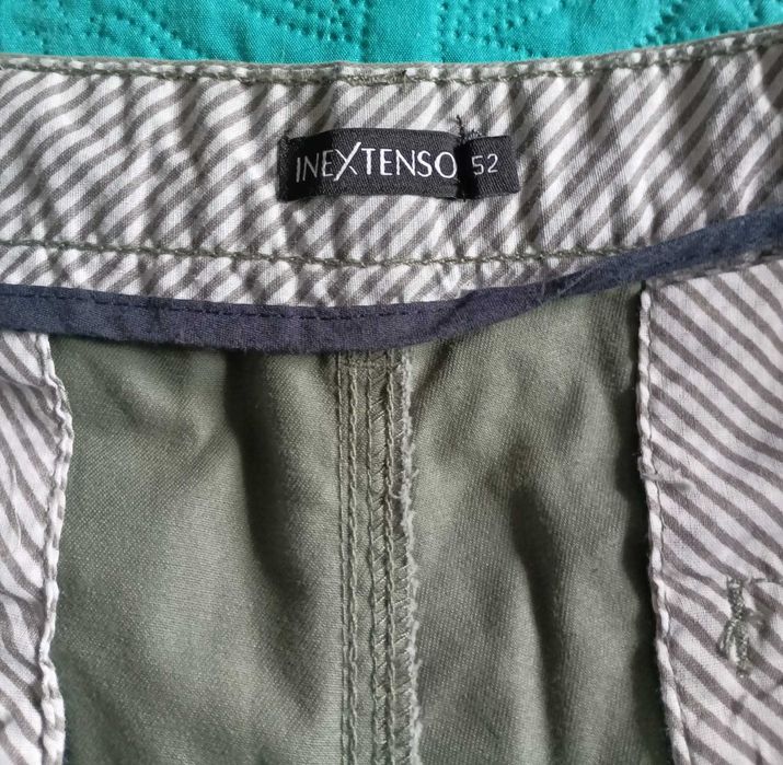 Três Pares de Calças de Homem