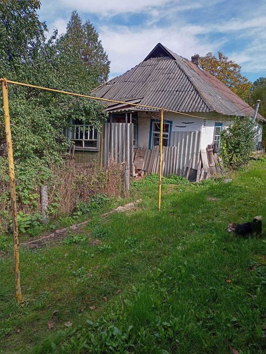 с. Стайки, будинок, земел. ділян. під забудову 20 сот. вул. Зелена 92