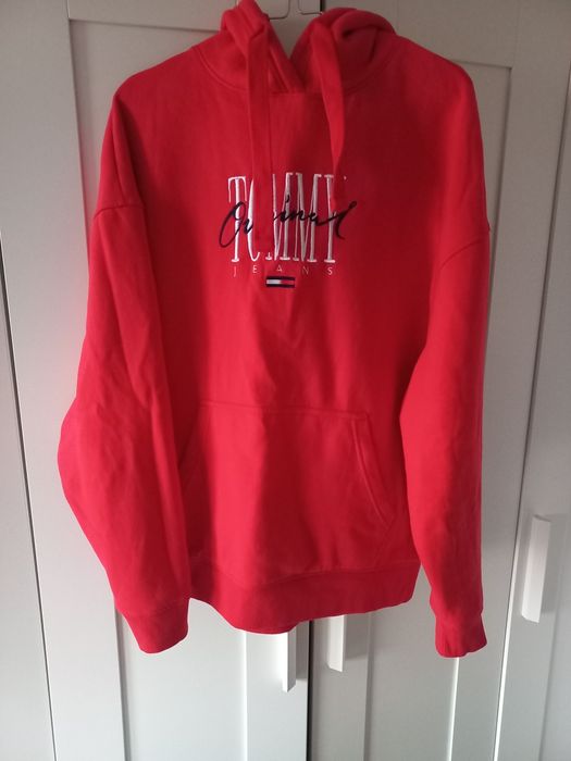 Tommy jeans czerwona s bluza