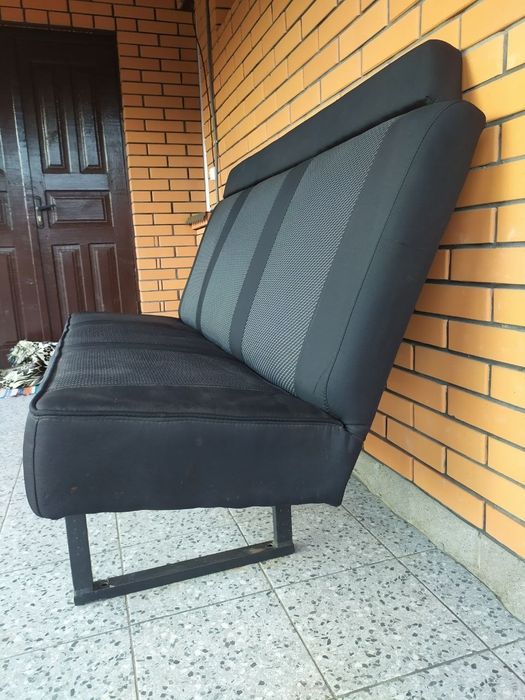 Продам диван в бус