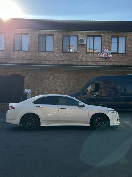 Honda Accord 8 type-s