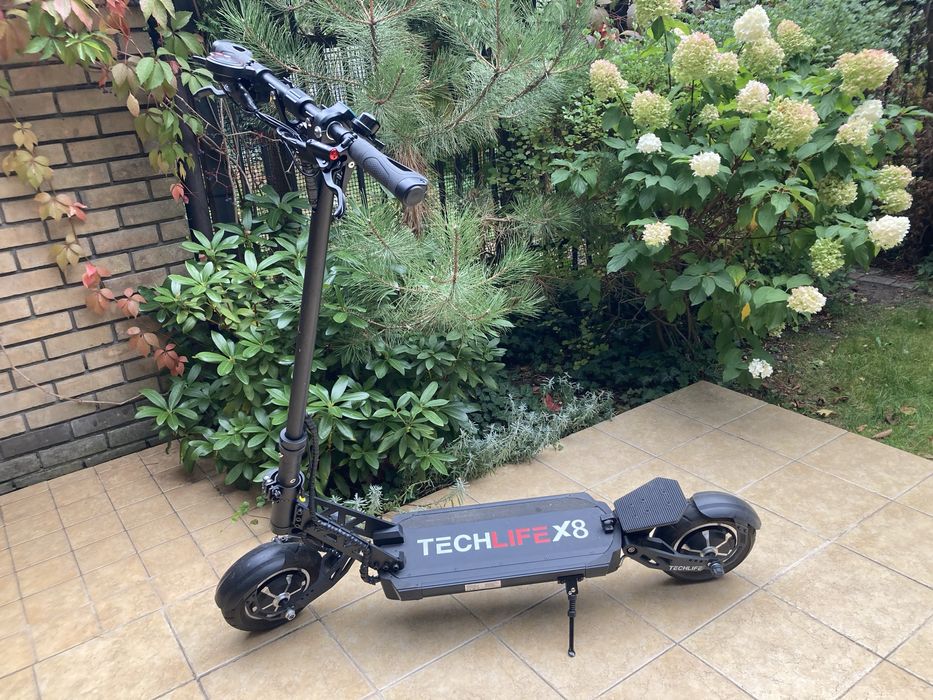 Hulajnoga elektryczna Techlife X8 (2022)- dwa silniki 2000W