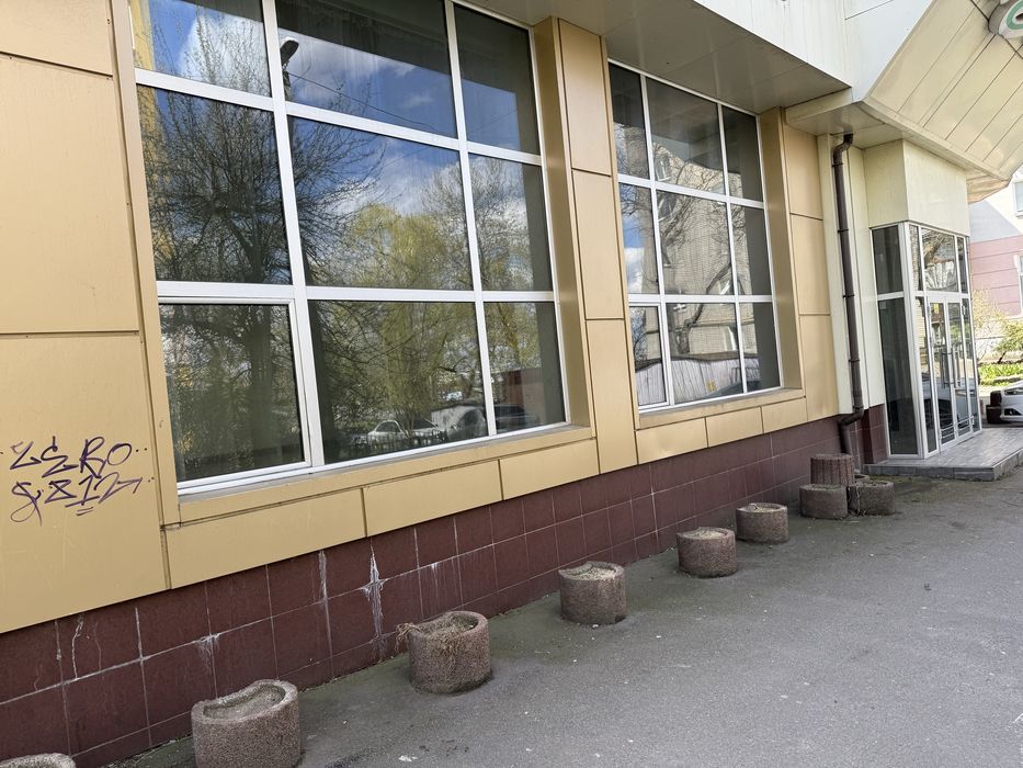 довгосторокова оренда приміщень вільного призначення