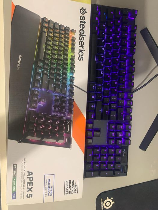 Klawiatura steelseries apex 5