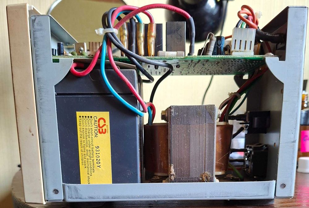 ИБП Powercom UPS 250