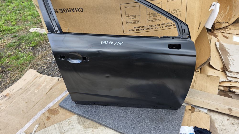 Drzwi prawy przód renault clio 5 V nowe oryginał