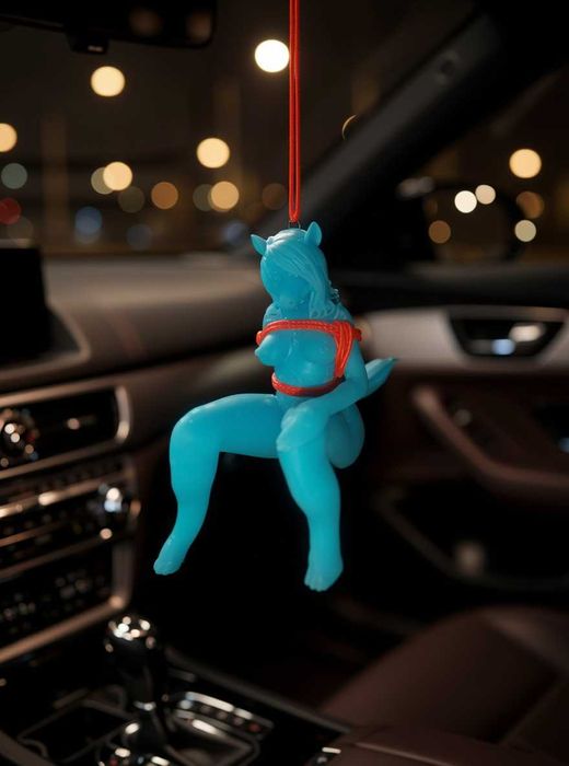 Подвеска в авто Furry  лошадка