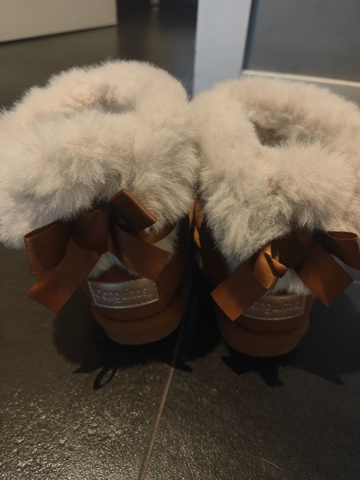 Botas número 27 novas