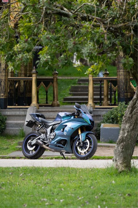 Yamaha R7 2022 – com extras