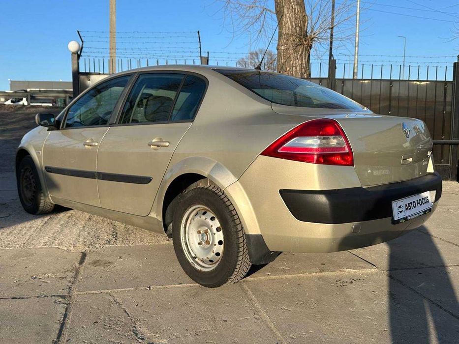 Renault Megane 2006 1.4 Бензин МКПП