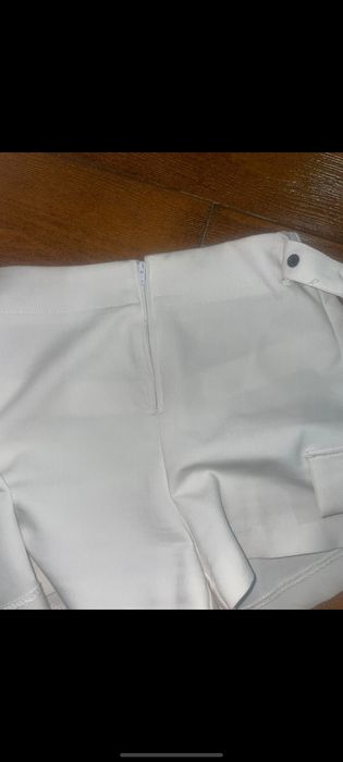 Calções brancos senhora