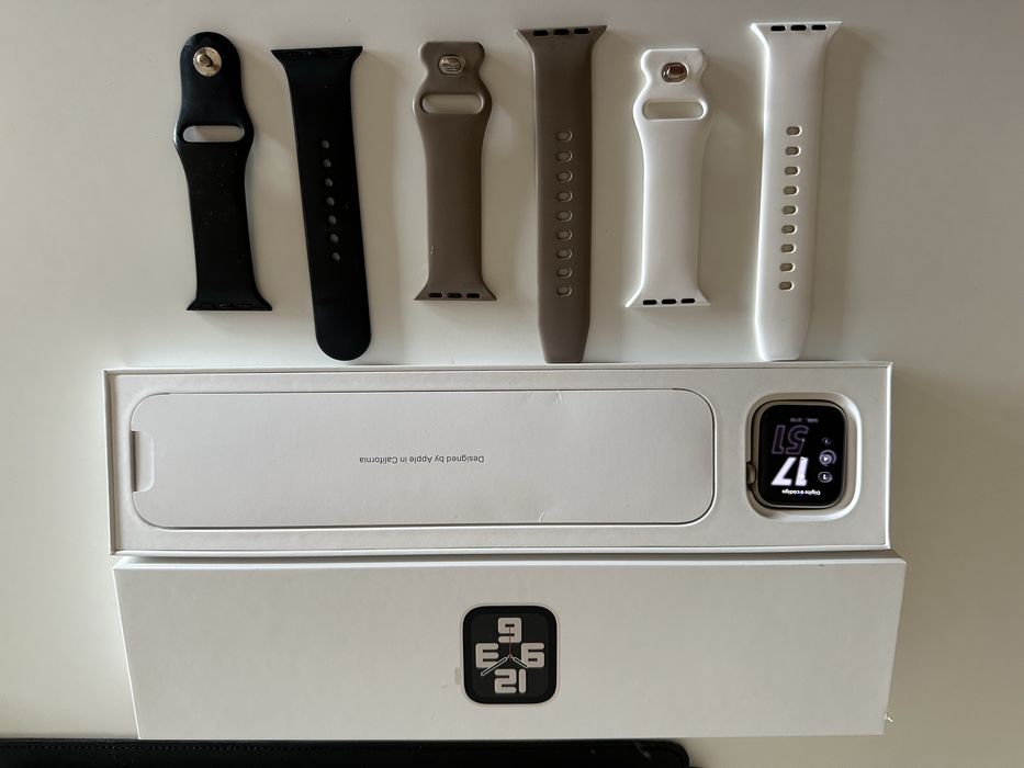 Apple Watch SE (2. Geração) - 40 mm Alumínio (GPS)