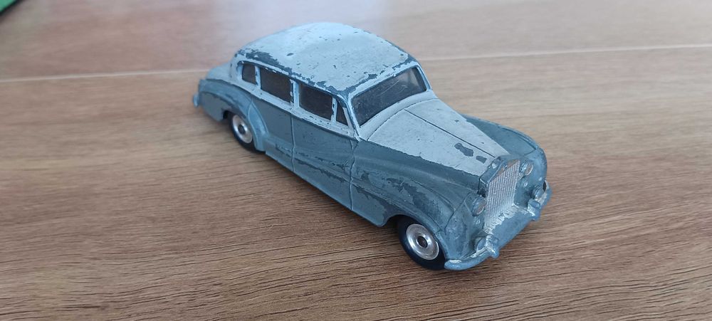 Rolls Royce Silver Wraith Dinky Toys  #ref 150