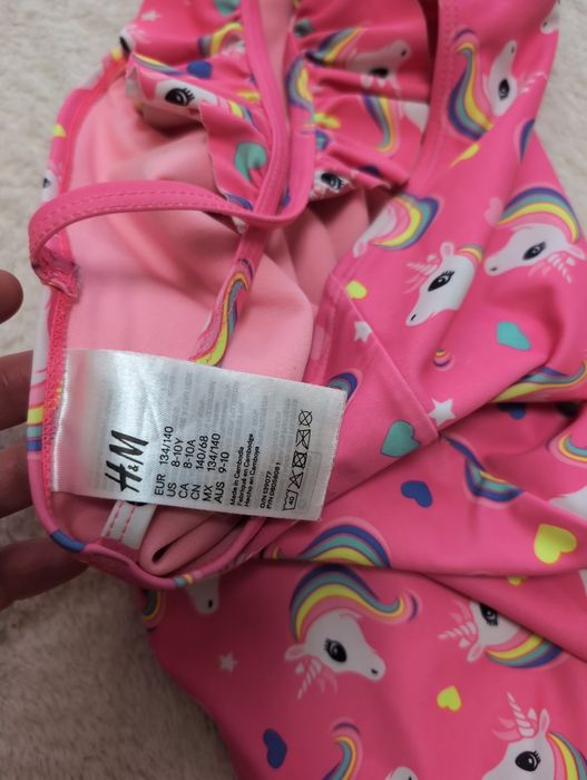 Купальник суцільний h&m 134-140 см відмінний стан