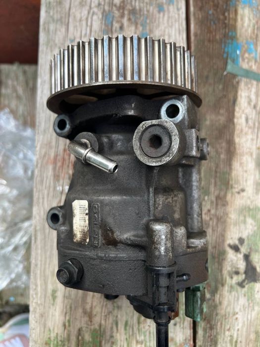 Паливний насос високого тиску Renault Kangoo 2 1.5 dci MT euro 4