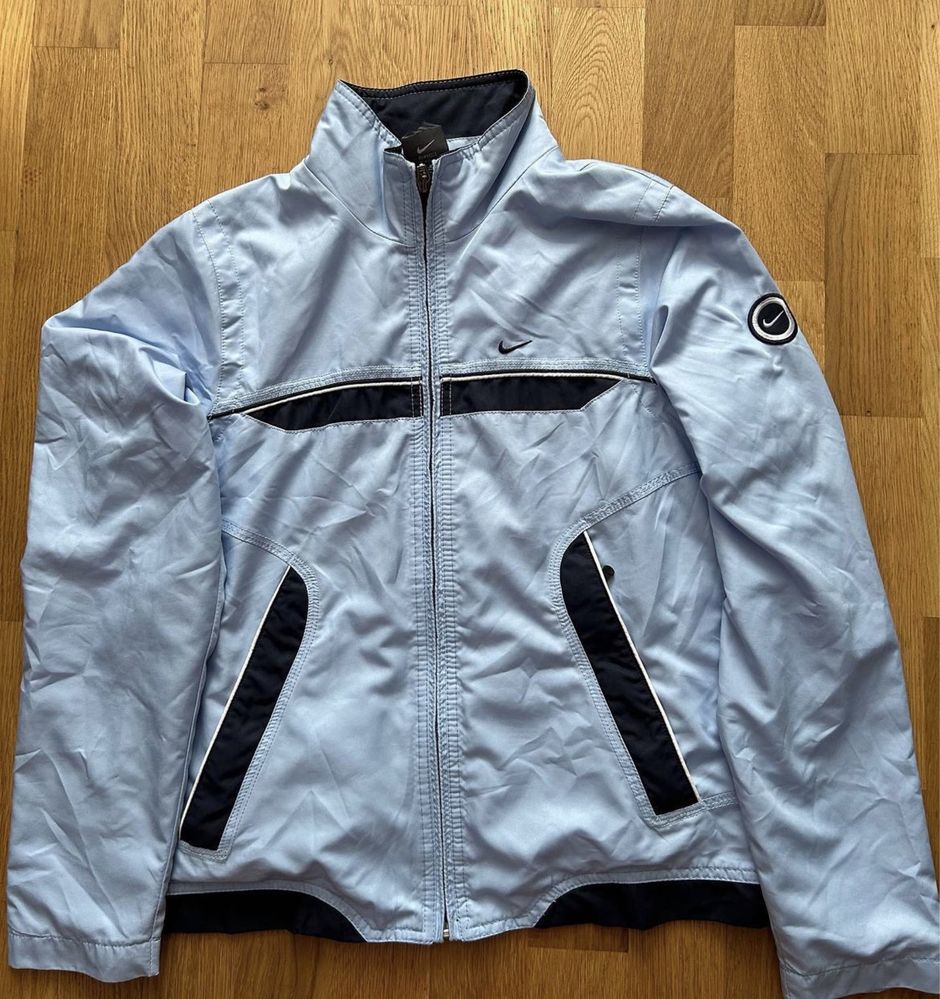 Нейлонова вітровка nike vintage: 450 грн. - Вітровки Кам'яниця на Olx