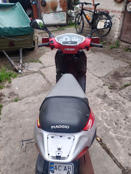 Скутер Piaggio 2009року