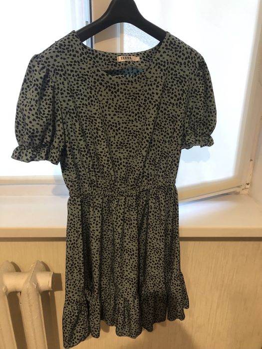 Продам нову сукню на літо розмір L(48)