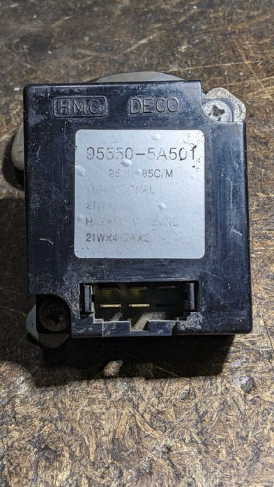 Реле поворотов 95550-5А501, 24В