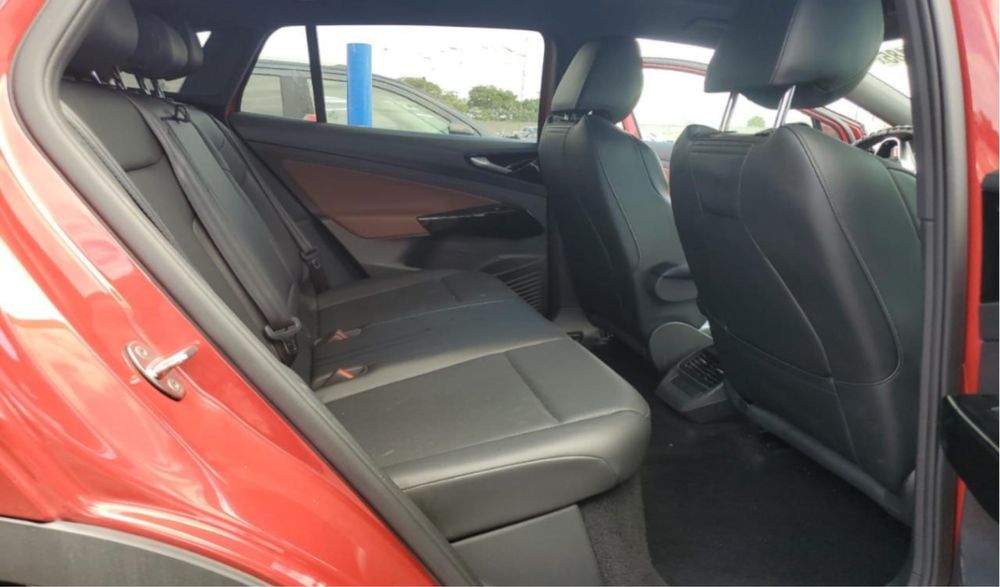 Volkswagen ID.4 2022 82kw в дорозі