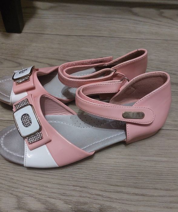 Туфлі сандалі сандали туфли взуття 30 31 32 босоножки