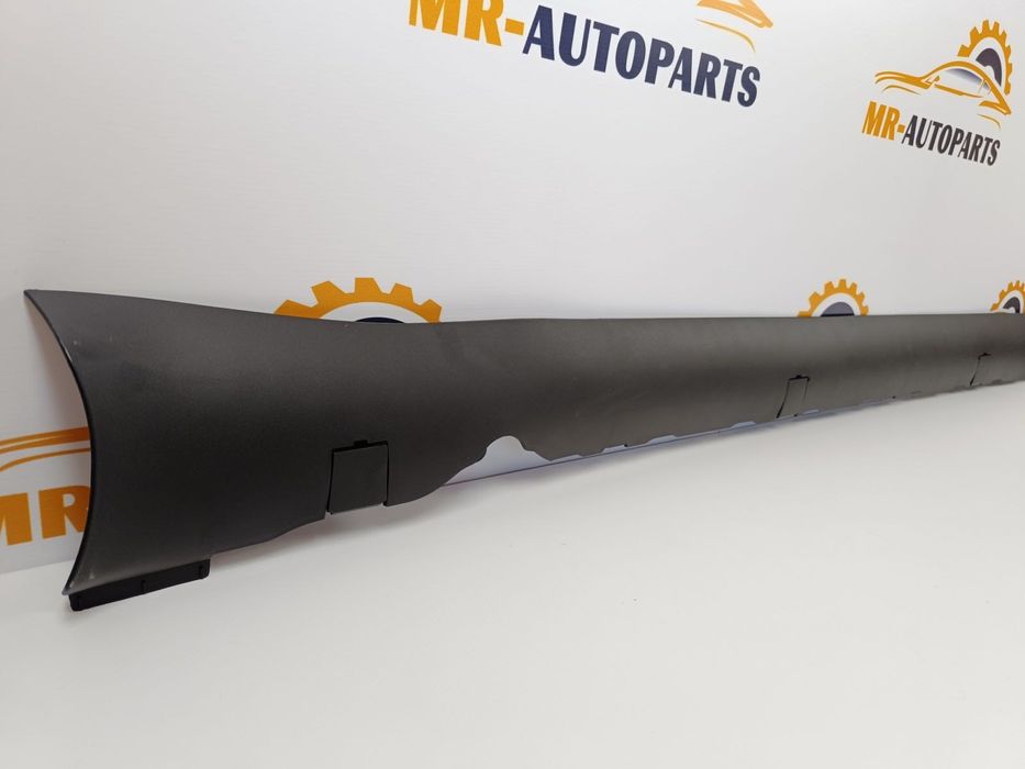 Накладка порога ліва (структурна) Tesla Model 3 1089828-00-D