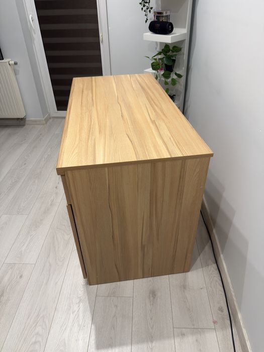 Biurko młodzieżowe