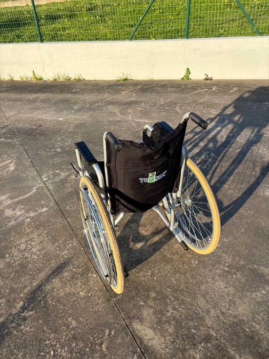 Cadeira de rodas muito boa