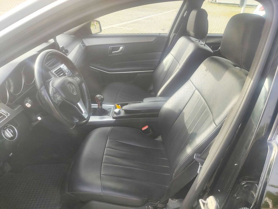 E 220D 170 cv Cx  6 Vel G. Reboque