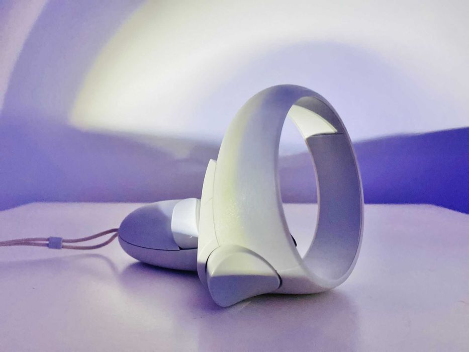Meta Quest 2 VR headset in like-new condition