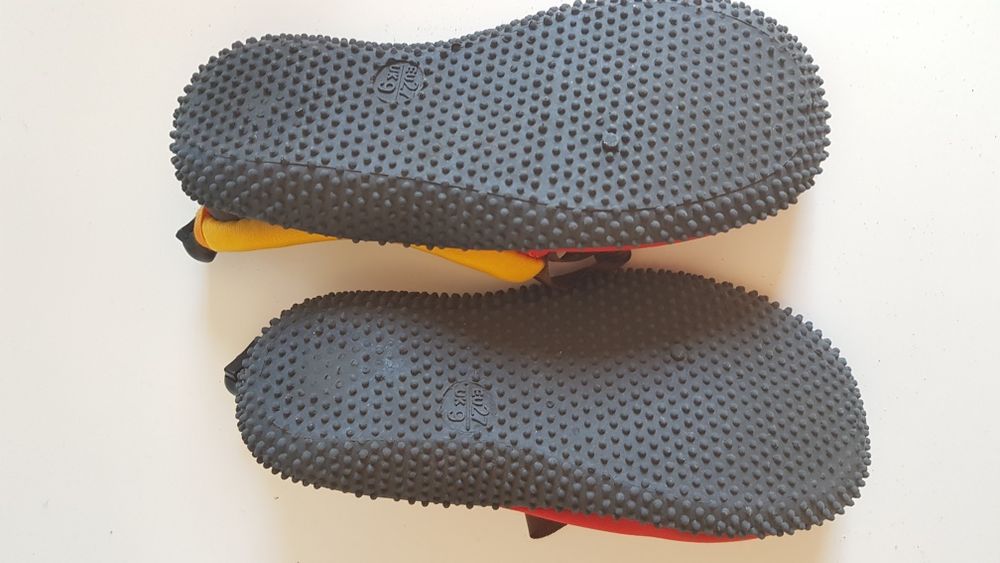 Buty do wody rozmiar 27.