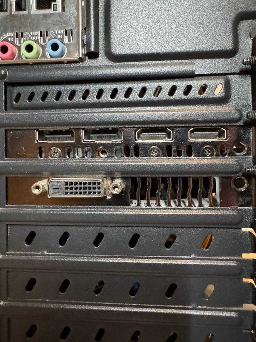 Komputer stacjonarny i5-6500 GTX 1060 RAM 16GB HHD 1TB